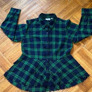 Joan Rivers Green and Blue Light Weight Plaid Button Down Shirt